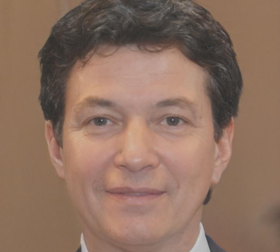 Retrato profesional de Darko Petrović